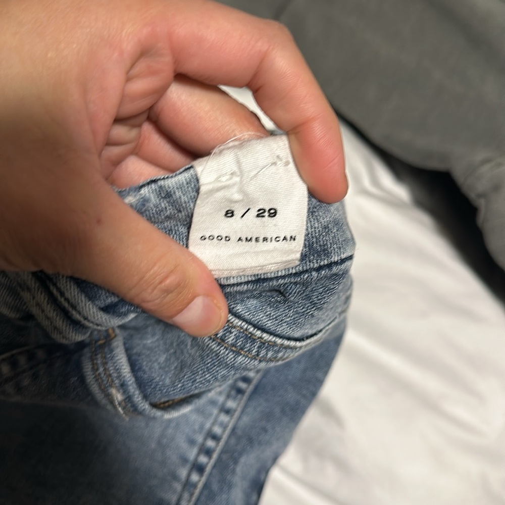 Good American Jeans - Picture 4 of 4
